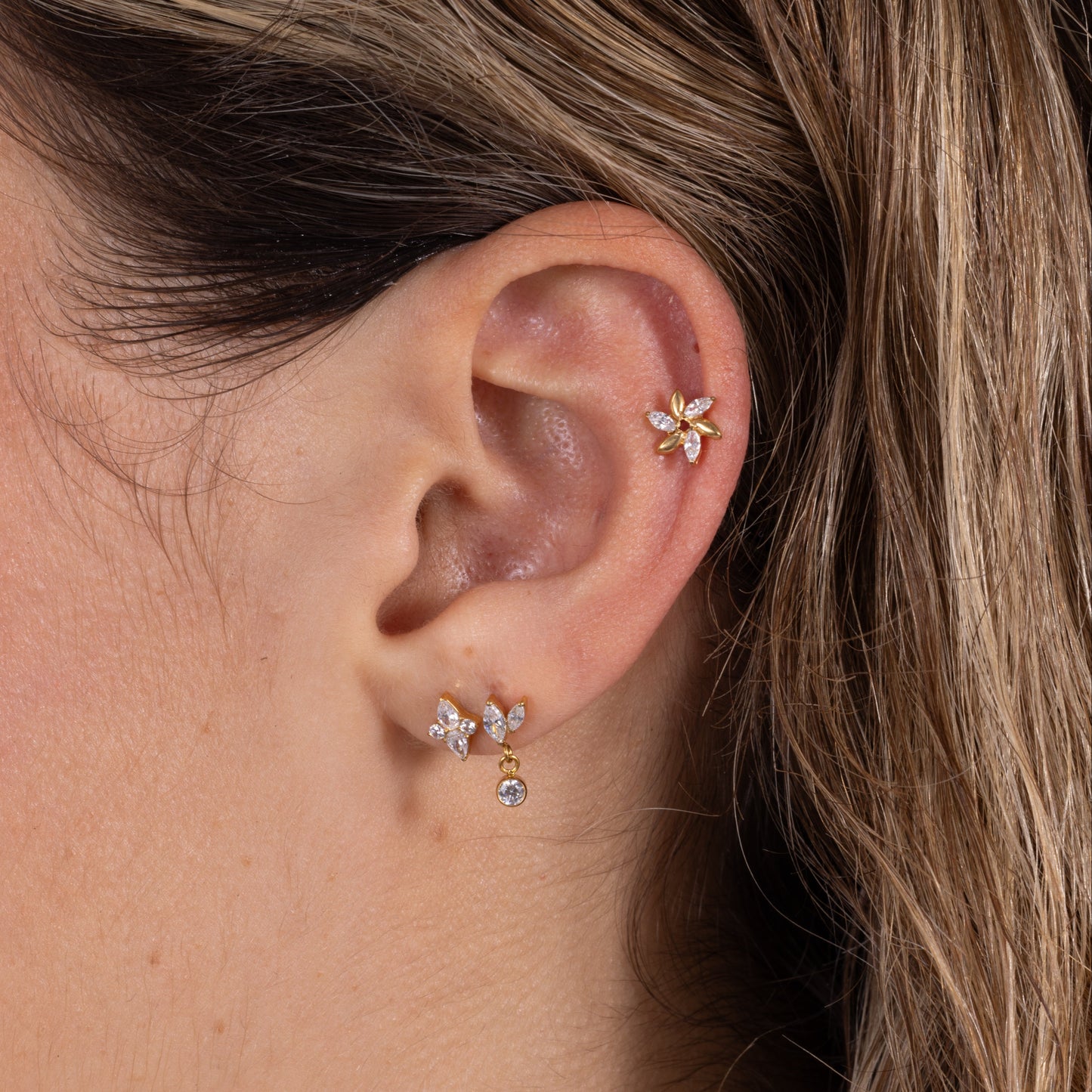 Botanic Blossom Stud in Gold