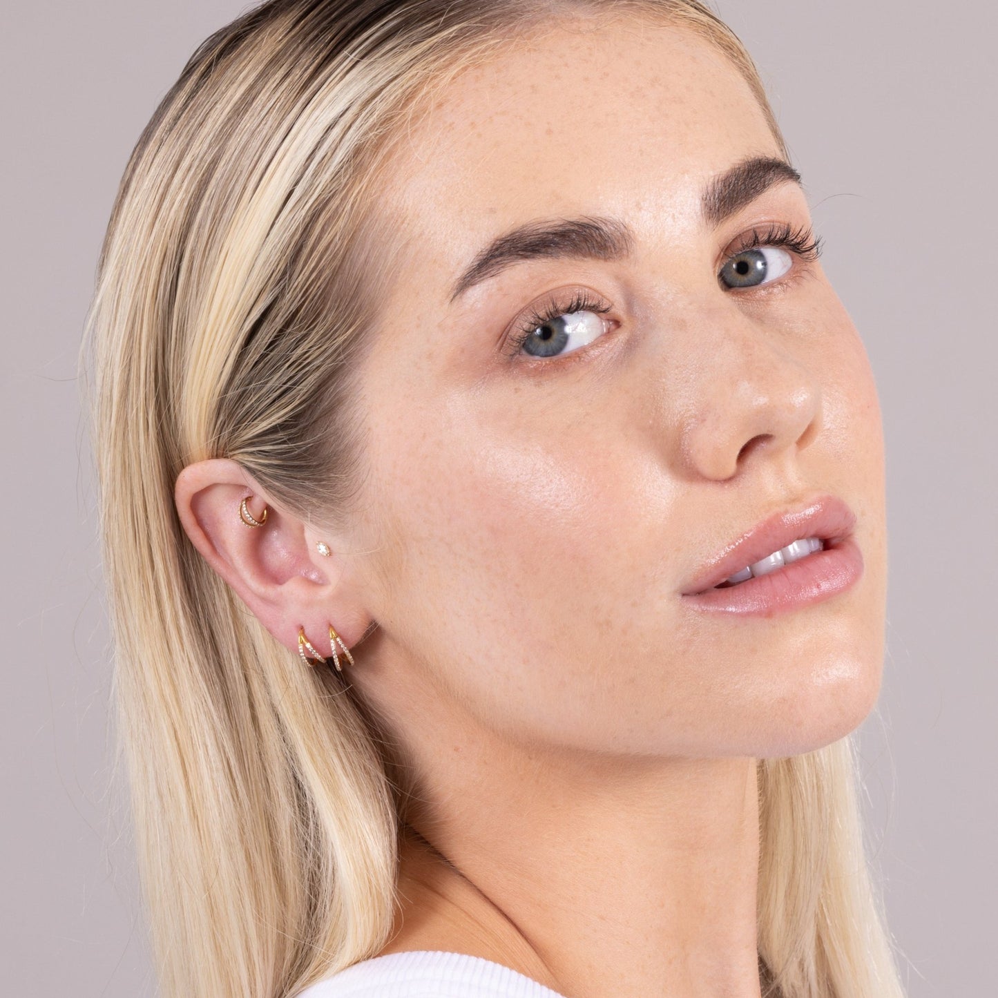 Duet Hoop in Gold — titanium — Rhokea