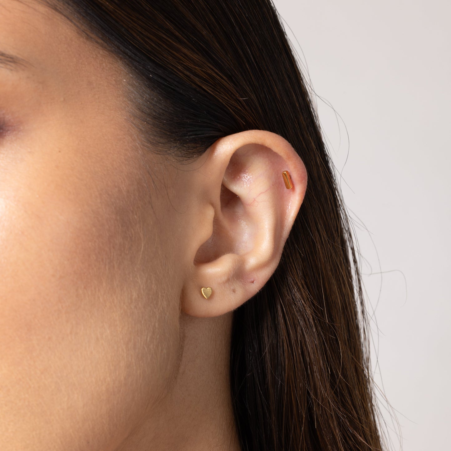 Minimalist Bar Stud in Gold