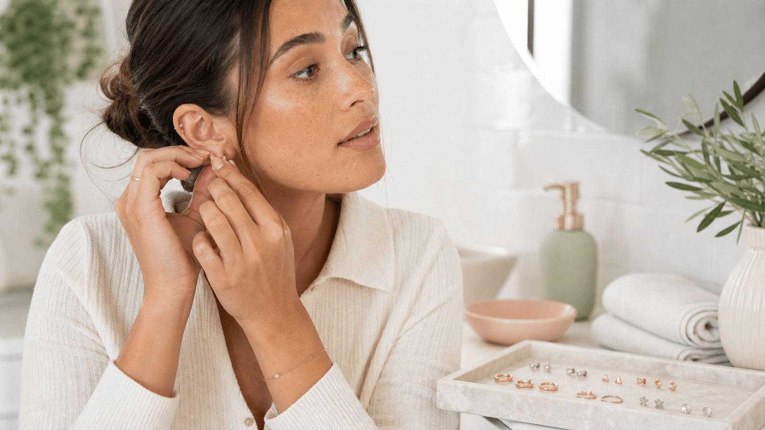 Best Earrings for Sensitive Ears: Doctor's Guide - rhokea