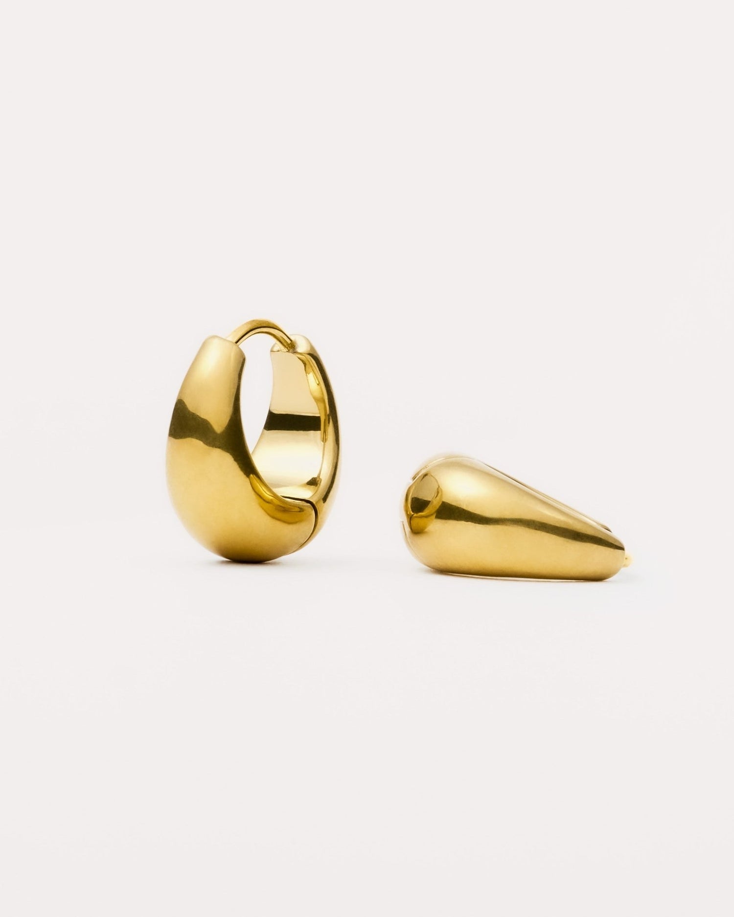 Teardrop Statement Hoops in Gold — titanium — Rhokea