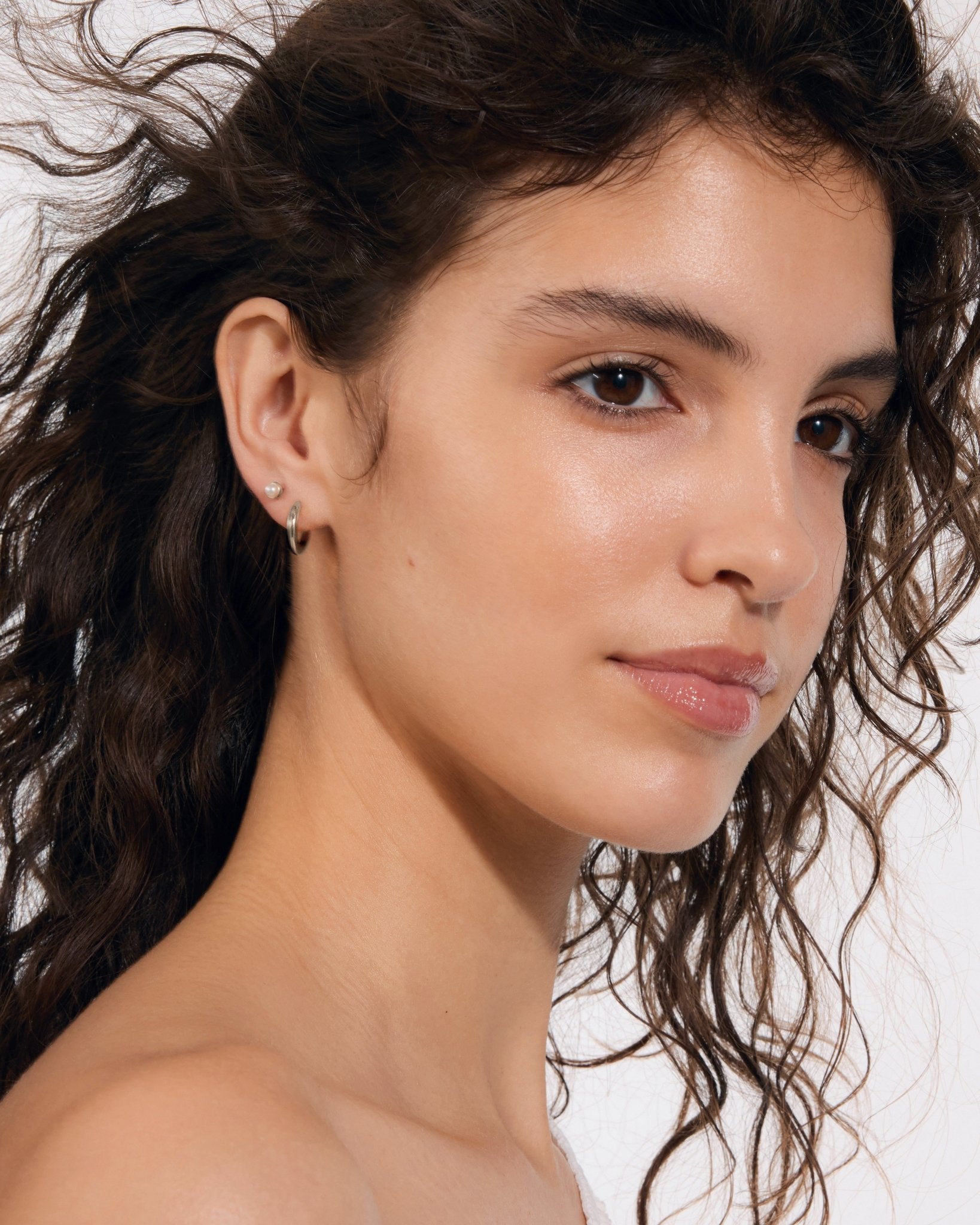 Medium Hoop Earrings in Silver | Titanium Jewellery | rhokea
