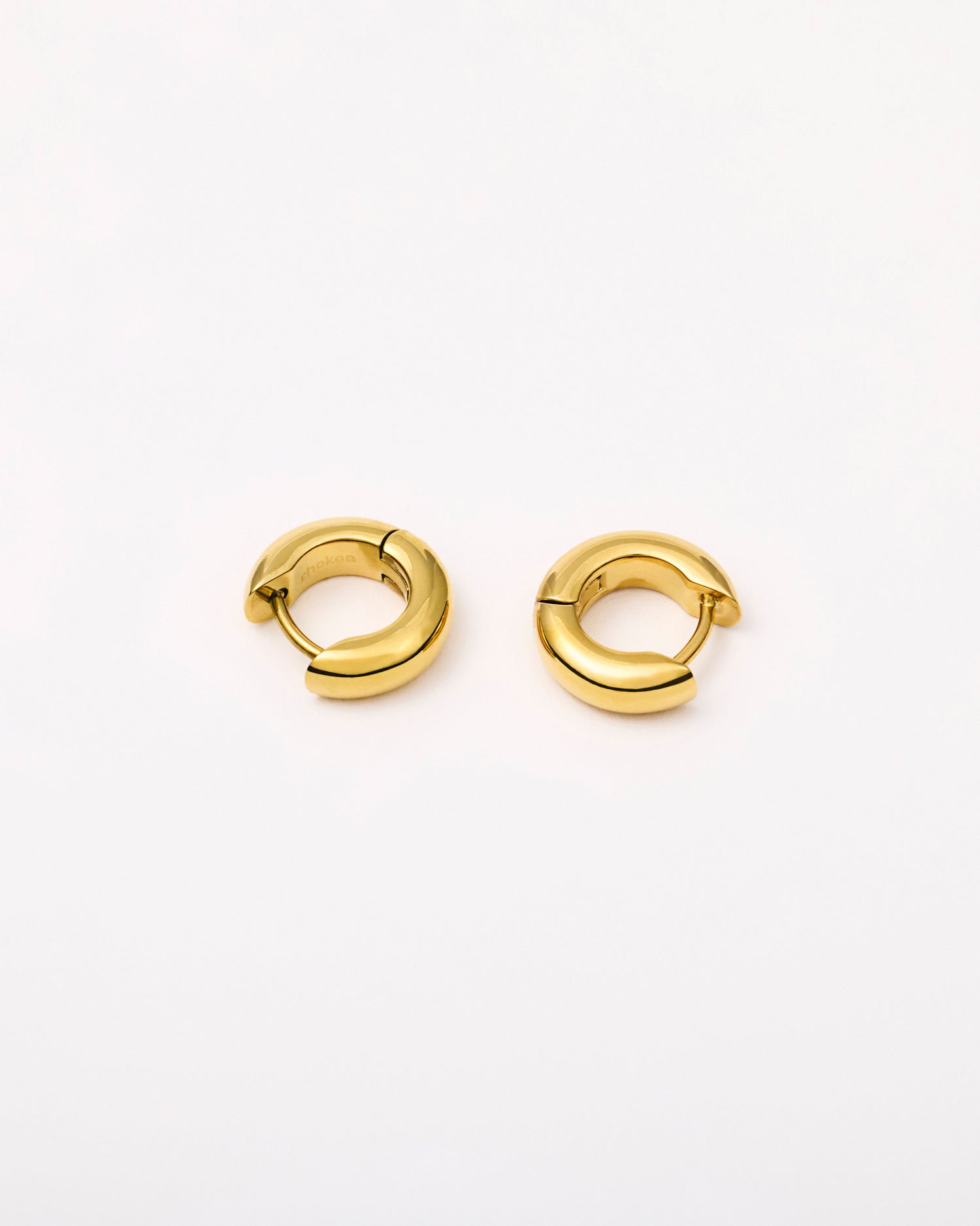 Small Bold Huggie Hoops in Gold