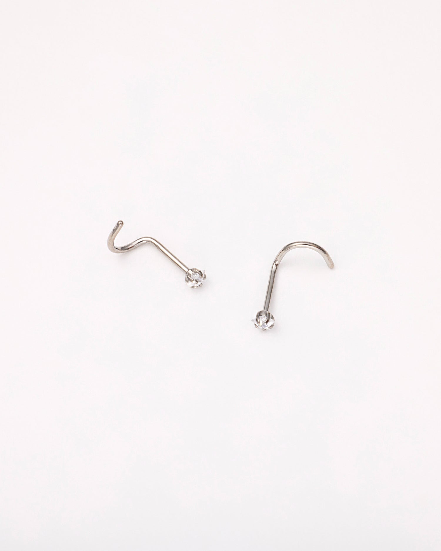Star Screw Nose Studs in Silver