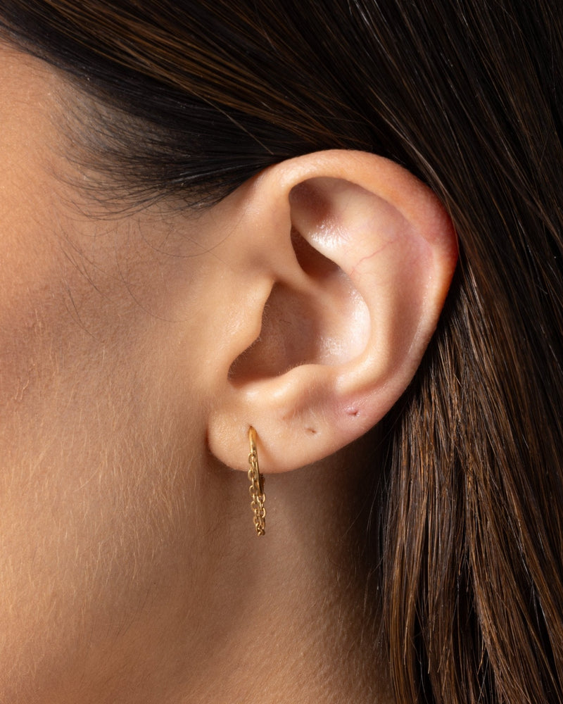 Chain Hoop In Gold — titanium — Rhokea