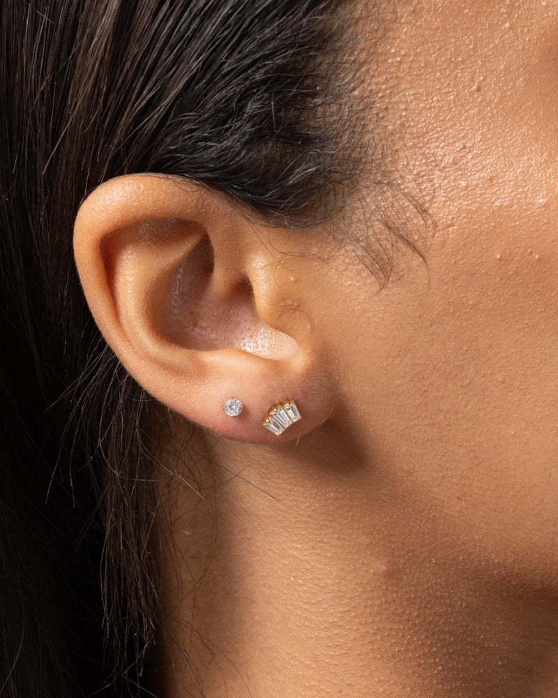 Trinity Baguette Stud in Gold — titanium — Rhokea