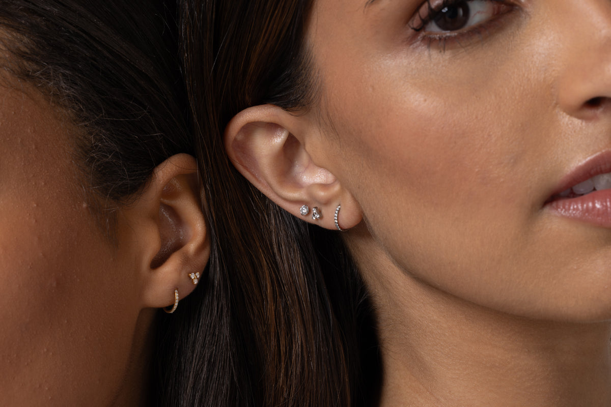 Linear Square Stud Earrings in Gold