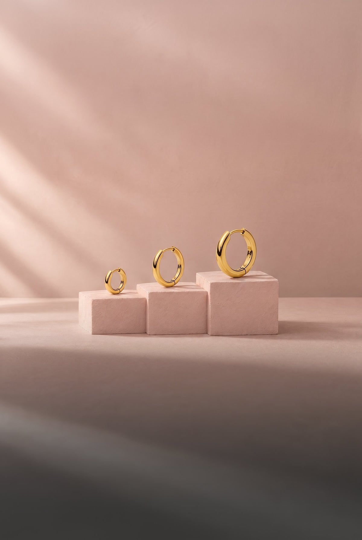 Hoop Earring Size Guide: How to Choose the Right Size
